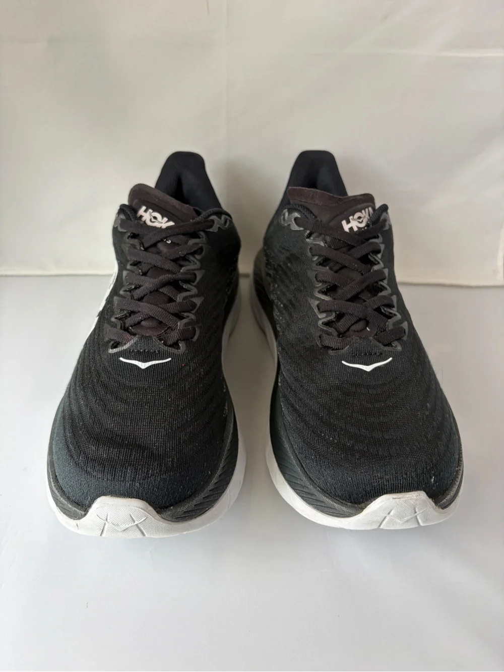 Hoka Women’s Mach 5 Running Athletic Shoes;Size 9.5 B; Black & White; #1127894